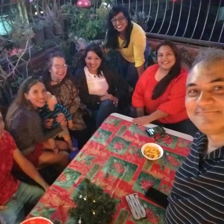 Compartiendo y celebrando en familia. Agradeciendo todas las bendiciones de este año, enfocándonos desde ya…