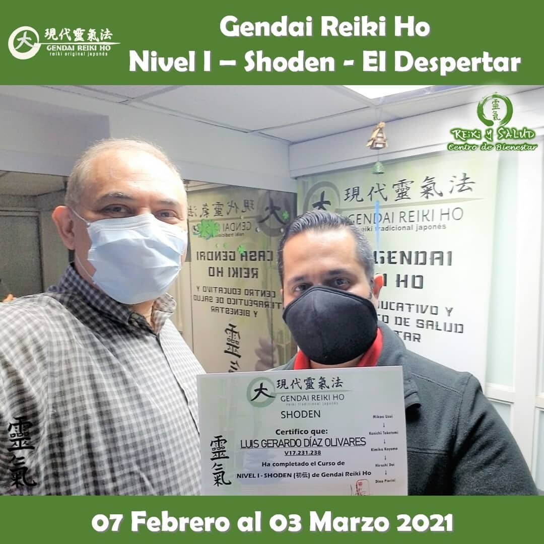 Agradecido y feliz, por el encuentro, experiencia, entrega, energía y sanación compartida en familia, durante el curso de Gendai Reiki Ho Nivel I (Shoden – El Despertar), dictado en el Casa Reiki y Salud, bajo la modalidad semipresencial, iniciado el 07 de Febrero que Luis termino el 03 de Marzo. Fue un nuevo y especial encuentro de almas, que decidimos iniciar este nuevo viaje de despertar, lleno de energía y alegría; confiando en la luz de Reiki. Comparto las fotos del encuentro de iniciación y consultoría/practica presencial realizado en Casa Reiki y Salud. Hoy agradezco a Luis.️Gracias a todos ustedes por el compartir, entrega, alegría y experiencia. Cinco semanas de crecimiento y autodescubrimiento para todos. Un abrazo de luz y gassho.Reiki Ho es una terapia holística natural cuyo objetivo es el restablecimiento del equilibrio y la armonía en nuestro ser, promoviendo la sanación física, mental y emocional.Casa Reiki y Salud, comparte las técnicas de la Gendai Reiki Healing Association de Japón, con el respaldo internacional de la Gendai Reiki Network. Cursos dictados por Dino Pierini (@DinoPierini), Shihan de la escuela Gendai Reiki Ho desde el año 2008 y miembro de la Gendai Reiki Healing Association en Japón.️ Casa Reiki y Salud, una caricia para el alma, ampliando el circulo de luz, promoviendo una vida de salud y felicidad.Gracias, Gracias, Gracias, Námaste, @dinopierini#reiki #reikimaracaibo #reikivenezuela #sanación #salud #metamedicina #bioneuroemocion #bioemocional #reikiusui #gendaireiki #gendaireikiho #shoden #okuden #mikaousui #gendaii #cursosmaracaibo #casagendaireiki #dinopierini #armonía #bienestar #paz #amor