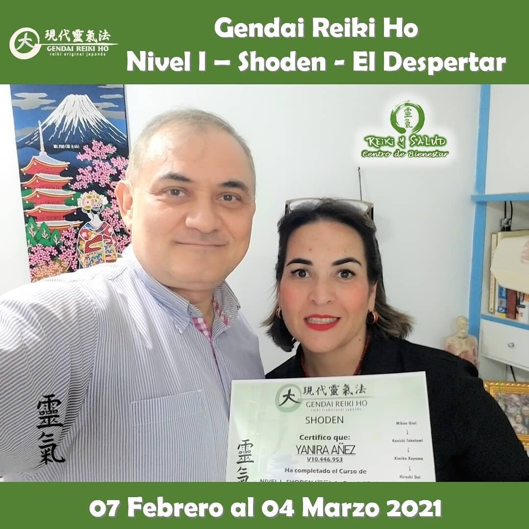 Agradecido y feliz, por el encuentro, experiencia, entrega, energía y sanación compartida en familia, durante el curso de Gendai Reiki Ho Nivel I (Shoden – El Despertar), dictado en el Casa Reiki y Salud, bajo la modalidad semipresencial, iniciado el 07 de Febrero que Yanira termino el 04 de Marzo. Fue un nuevo y especial encuentro de almas, que decidimos iniciar este nuevo viaje de despertar, lleno de energía y alegría; confiando en la luz de Reiki. Comparto las fotos del encuentro de iniciación y consultoría/practica presencial realizado en Casa Reiki y Salud. Hoy agradezco a Yanira.️Gracias a todos ustedes por el compartir, entrega, alegría y experiencia. Cinco semanas de crecimiento y autodescubrimiento para todos. Un abrazo de luz y gassho.Reiki Ho es una terapia holística natural cuyo objetivo es el restablecimiento del equilibrio y la armonía en nuestro ser, promoviendo la sanación física, mental y emocional.Casa Reiki y Salud, comparte las técnicas de la Gendai Reiki Healing Association de Japón, con el respaldo internacional de la Gendai Reiki Network. Cursos dictados por Dino Pierini (@DinoPierini), Shihan de la escuela Gendai Reiki Ho desde el año 2008 y miembro de la Gendai Reiki Healing Association en Japón.️ Casa Reiki y Salud, una caricia para el alma, ampliando el circulo de luz, promoviendo una vida de salud y felicidad.Gracias, Gracias, Gracias, Námaste, @dinopierini#reiki #reikimaracaibo #reikivenezuela #sanación #salud #metamedicina #bioneuroemocion #bioemocional #reikiusui #gendaireiki #gendaireikiho #shoden #okuden #mikaousui #gendaii #cursosmaracaibo #casagendaireiki #dinopierini #armonía #bienestar #paz #amor