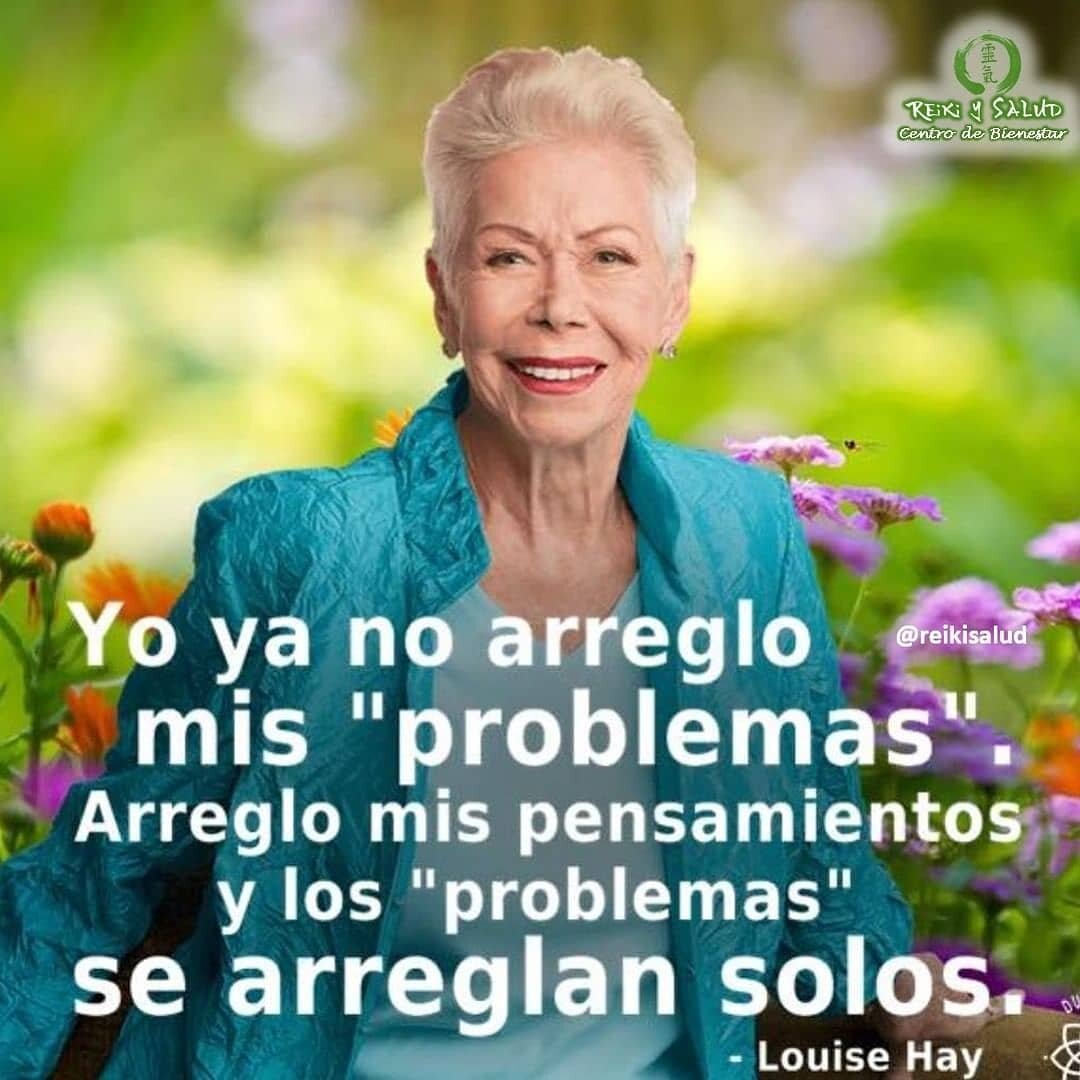 Yo ya no arreglo mis "problemas". Arreglo mis "pensamientos" y los "problemas" se arreglan solos. Louise Hay.Entendamos que esos “problemas” los hemos creado nosotros mismos, que son el resultado de nuestros pensamientos del pasado, de algún momento de nuestras vidas. Son el resultado de habernos enfocado en un punto en particular, haber puesto nuestra atención en ello y ahora, se ha materializado.No podemos cambiar nuestro pasado, pero sí podemos cambiar nuestra manera de actuar en el presente y formarnos un futuro más cercano a lo que nos gustaría.Debemos ir reconociendo todo pensamiento que nos desfavorezca y vamos a sustituirlo por otro positivo. Solo debemos auto observarnos, estar atentos… Nuestras emociones siempre nos darán pistas, si la emoción que sentimos es desagradable, estamos pensando algo que no nos conviene y por ende estamos creando algo que no nos gustará.😀Poco a poco, esa auto observación, los pensamientos que no nos favorecen van a ir quedando de lado y los que crean la vida que queremos, predominarán, y solo tendremos tipo de experiencias positivas en nuestro futuro.Un reflexión que te invitamos a realizar.¿ Y tu ya comenzaste tu proceso de auto observación?, Feliz viaje de auto descrubrimiento.Con toda la certeza que, si lo CREES, lo CREAS, compartimos desde Casa Reiki y Salud, un abrazo de luz, con la confianza de que Dios está con nosotros y somos uno con la conciencia universal, y recuerda: ¡a sonreír, agradecer y abrazar tu vida!Reiki Ho Tradicional Japonés en Maracaibo, al alcance de todos y para todos. Casa Gendai Reiki Ho Venezuela, comparte las técnicas de la Gendai Reiki Healing Association de Japón, con el respaldo internacional de la Gendai Reiki Network.Gracias, gracias, gracias, que la luz de Reiki, nos acompañe siempre, Namaste.🌍Página WEB: www.gReiki.com#espiritualidad #amor #felicidad #abundancia #meditacion #gratitud #crecimientopersonal #consciencia #bienestar #inspiracion #louisehay #despertarespiritual #reiki #reikiusui #reikimaracaibo #reikivenezuela #reikizulia