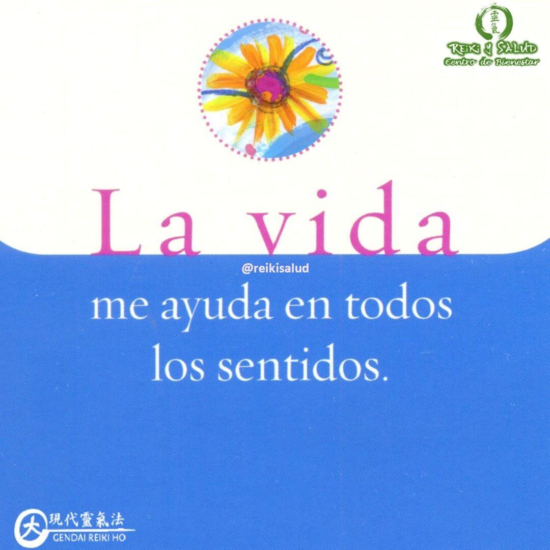 La vida me ayuda en todos los sentidos.Otro bello regalo de Louise Hay. Si esta afirmación te llama la atención, úsala en las meditaciones. Una afirmación es cualquier cosa que digas o pienses. Si queremos cambiar nuestras vidas hemos de reeducar nuestro pensamiento y hablar con patrones positivos.Las afirmaciones son puntos de partida en el camino hacia el cambio. En esencia a tu mente subconsciente le estás diciendo: “Me estoy responsabilizando. Soy consciente de que hay algo que puedo hacer para cambiar”. Cuando hablo de hacer afirmaciones, quiero decir elegir palabras conscientemente que contribuyan a crear algo nuevo y positivo en ella.Todo pensamiento y palabra que pronuncias es una afirmación. Todas las conversaciones que tienes contigo mismo son un flujo de afirmaciones.Tus creencias no son más que patrones de pensamiento habituales que aprendiste de niño. Muchos de ellos son muy útiles. Sin embargo, otras creencias pueden resultar limitadoras a la hora de crear las cosas que deseas.Has de darte cuenta de que toda queja es una afirmación. Cada vez que te enfadas estás afirmando que deseas más ira en tu vida. Cada vez que te haces la víctima, estás afirmando que quieres seguir siendo una víctima. Cada vez que sientes que la Vida no te da lo que quieres en este mundo, ten por seguro que la Vida nunca te concederá los bienes, hasta que cambies tu forma de pensar y hablar.Una forma de comenzar a cambiar tu patrón de pensamiento, es reeducando tus afirmaciones diarias. El secreto para que tus afirmaciones funcionen rápida y sistemáticamente es preparar una atmósfera para que florezcan.😀Cuando más elijas tener pensamientos que te hagan sentir bien, con mayor rapidez funcionarán las afirmaciones.🌞Feliz viaje de autodescubrimiento.Casa Reiki y Salud, una caricia para el alma, ampliando el circulo de luz, promoviendo una vida de felicidad y bienestar.Gracias, gracias, gracias, Námaste, @dinopieriniSi te gusta la publicación Compártela, Etiqueta a Otros, Gracias, gracias gracias🌍Página WEB: www.gReiki.com#despertarespiritual #reikimaracaibo #reikivenezuela #reikizulia