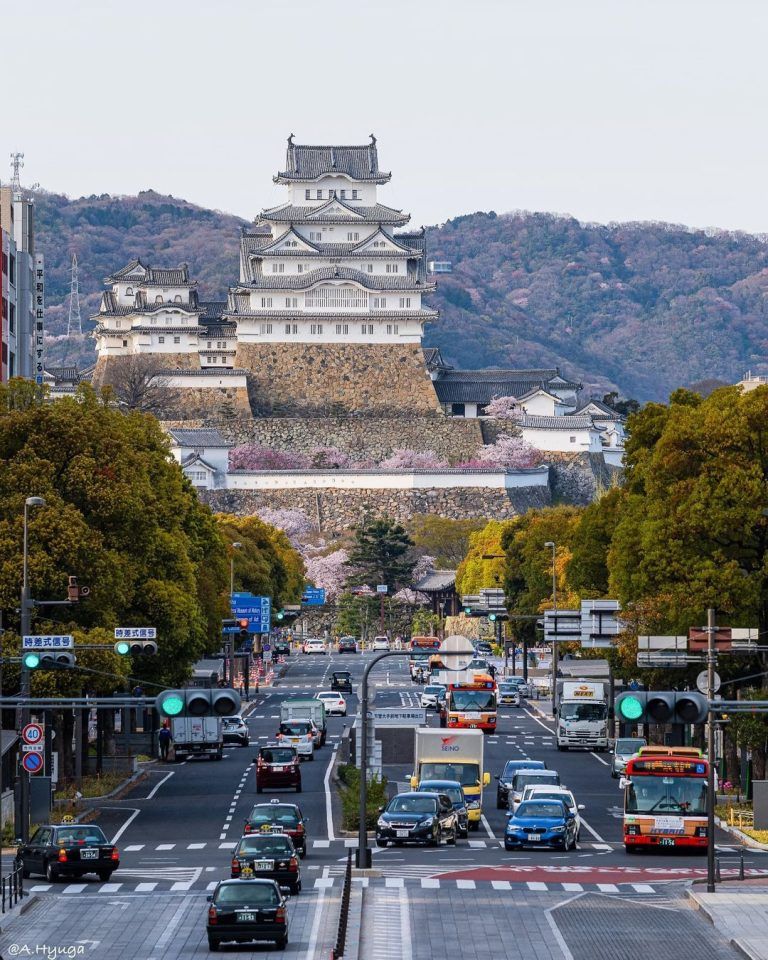 ¿Sabías que el castillo de Himeji es el castillo más grande y visitado de Japón…