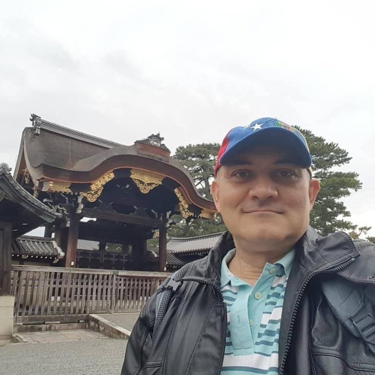 Kioto la capital espiritual de Japón, es una de las ciudades más bonitas y armoniosas…