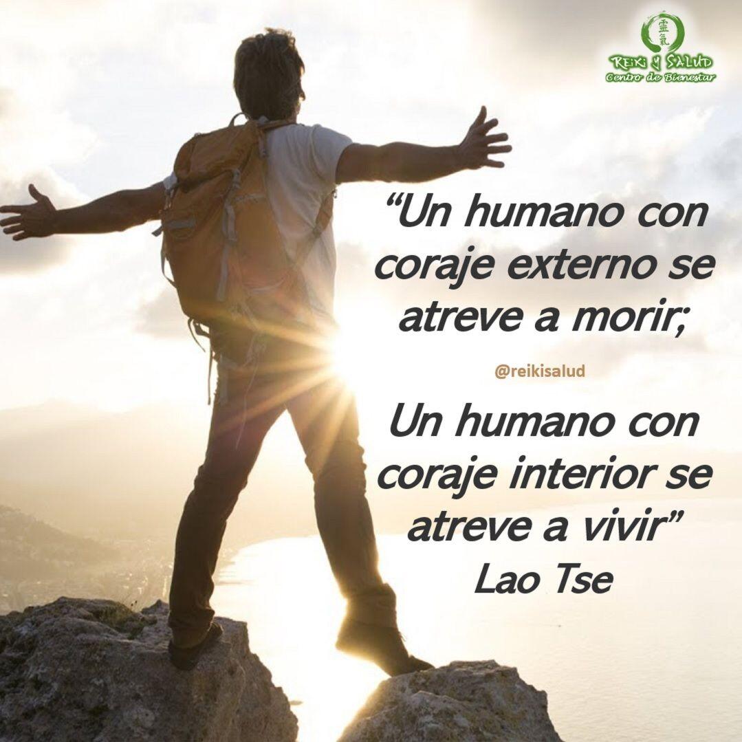 “Un humano con coraje externo se atreve a morir, Un humano con coraje interior se atreve a VIVIR”, Lao TseVivir plenamente da más miedo que morir. De hecho, las personas que se mantienen durante años en su zona de confort, que siguen las tradiciones sin comprenderlas y que no se atreven a perseguir sus sueños mueren un poco cada día. El verdadero desafío radica en atreverse a vivir, con nuestras ilusiones, contradicciones y problemas, sin buscar chivos expiatorios ni seguir ideales externos que se conviertan en tristes substitutos del sentido de la vida.¿Y tu que decidiste? ¿Vivir?🌞Feliz viaje de autodescubrimiento. Casa Reiki y Salud, una caricia para el alma, ampliando el circulo de luz, promoviendo una vida de felicidad y bienestar.Gracias, gracias, gracias, Námaste, @dinopierini🌐 Página WEB: www.gReiki.com#despertar #reikimaracaibo #reikizulia #reikivenezuela #reikisalud #totalcoherencia #reikisalud #smile #bienestar #reiki
