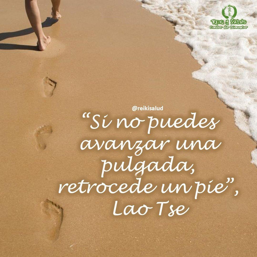 “Si no puedes avanzar una pulgada, retrocede un pie”, Lao TseLao Tse, nos anima a confiar en el curso de los acontecimientos, nadando a favor de la corriente, nunca en contra.Por eso, Lao Tse afirma que, a veces, los obstáculos que encontramos son signos de que no vamos por buen camino.En ese caso, en vez de empecinarnos en seguir adelante, lo más inteligente es detenerse y dar un paso atrás.Al igual que hacen los pintores, esa distancia nos permitirá ver el cuadro en perspectiva y decidir qué es lo más conveniente.Se nos ha dicho que para atrás, ni para coger impulso. Te afirmo que puedes ir para atrás, los lados, arriba o abajo, sigue tu intuición.Feliz viaje de autodescubrimiento y despertar.Casa Reiki y Salud, una caricia para el alma, ampliando el circulo de luz, promoviendo una vida de felicidad y bienestar.Gracias, gracias, gracias, Námaste, @dinopierini#reiki #reikimaracaibo #reikivenezuela #sanación #salud #reikisalud