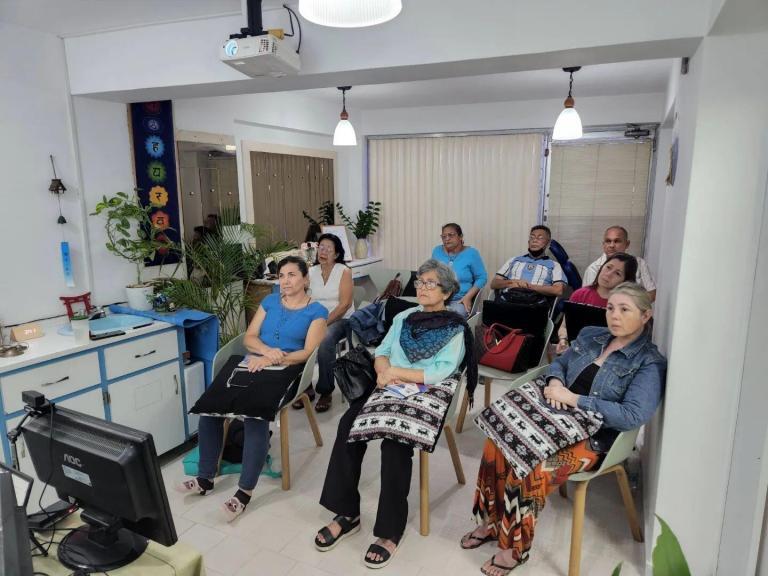 Compañeros de viaje, feliz de compartir con ustedes que en Casa Reiki y Salud, con…