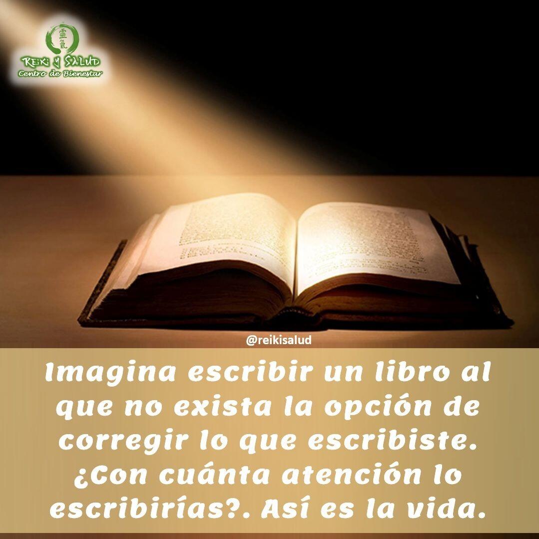 Imagina escribir un libro al que no exista la opción de corregir lo que escribiste. ¿Con cuánta atención lo escribirías?Solo una reflexión, ¡Así es la vida!¿Que estas escribiendo en este momento en el libro de la vida?Tu decides.¿Que piensas de esta declaración? ¿Como vibra contigo?Feliz viaje de descubrimientoCon toda la certeza que, si lo CREES, lo CREAS, compartimos desde Casa Reiki y Salud, un abrazo de luz, con la confianza de que Dios está con nosotros y somos uno con la conciencia universal, y recuerda: ¡a sonreír, agradecer y abrazar tu vida!Gracias, gracias, gracias, un gran abrazo de luz, Namaste, @DinoPieriniSi te gusta la publicación Compártela, Comenta, Gracias, gracias gracias🌐Página WEB: www.gReiki.com#felicidad #abundancia #meditacion #vida #gratitud #reikimaracaibo #reikizulia #reikivenezuela #saludybienestar #reikisalud #reiki @reikisalud