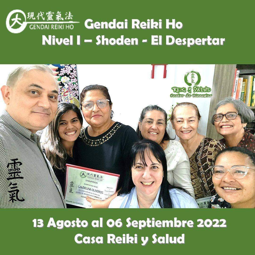 Agradecido y feliz, por el encuentro, experiencia, entrega, energía y sanación compartida en familia, durante el curso de Gendai Reiki Ho Nivel I (Shoden – El Despertar), dictado en el Casa Reiki y Salud, iniciado el 13 de Agosto que para Milagros Valladares, Rosilt Dalton, Josefina Mora, Raquel Rojas, Irma del Carmen Pérez Ferrer, terminó el 06 de Septuembre, acompañados por las maestras Lus Wilmen y Laudelina Oliveros. Fue un nuevo y especial encuentro de almas, que decidimos iniciar este nuevo viaje de despertar, lleno de energía y alegría; confiando en la luz de Reiki. Comparto las fotos del encuentro de iniciación y consultoría/practica presencial realizado en Casa Reiki y Salud.️Gracias, gracias, gracias a todos ustedes por el compartir, entrega, alegría y experiencia. Cinco semanas de crecimiento y autodescubrimiento para todos. Un abrazo de luz y gassho.Reiki Ho es una terapia holística natural cuyo objetivo es el restablecimiento del equilibrio y la armonía en nuestro ser, promoviendo la sanación física, mental y emocional.Casa Reiki y Salud, comparte las técnicas de la Gendai Reiki Healing Association de Japón, con el respaldo internacional de la Gendai Reiki Network. Cursos dictados por Dino Pierini (@DinoPierini), Shihan de la escuela Gendai Reiki Ho desde el año 2008 y miembro de la Gendai Reiki Healing Association en Japón.️Aún estas a tiempo de iniciar este viaje en el 2022. El 26 de Noviembre inicia un nuevo viaje de Sanación.️ Casa Reiki y Salud, una caricia para el alma, ampliando el circulo de luz, promoviendo una vida de salud y felicidad.Gracias, Gracias, Gracias, Námaste, @dinopierini#reiki #reikimaracaibo #reikivenezuela #sanación #salud #metamedicina #bioneuroemocion #bioemocional #reikiusui #gendaireiki #gendaireikiho #shoden #okuden #mikaousui #gendaii #cursosmaracaibo #casagendaireiki #dinopierini #armonía #bienestar #paz #amor