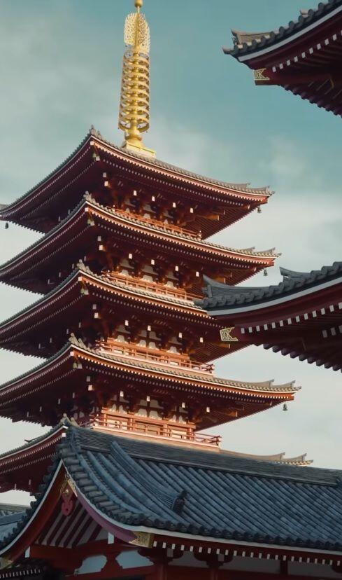 Asakusa (浅草?) es un distrito de Taitō, Tokio, Japón, el más famoso por el Sensō-ji,…