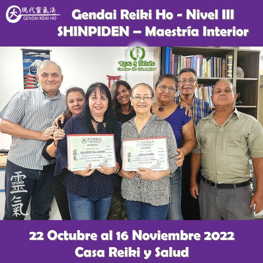 Agradecido y feliz, por el encuentro, experiencia, entrega, energía y sanación compartida en familia, durante el curso de Gendai Reiki Ho Nivel III (Shinpiden – Maestría Interior), dictado en el Casa Reiki y Salud, iniciado el 22 de Octubre que para Milagros Valladares y Josefina Mora terminó el 16 de Noviembre 2022, acompañados además por los maestros Edgar Lugo, Freddy Morán, Jannina Leal y Lus Wilmen. Fue un nuevo y especial encuentro de almas, que decidimos continuar este nuevo viaje de despertar, lleno de energía y alegría; confiando en la luz de Reiki.Una Maestría Interior implica que comprendemos y que hemos desarrollado un buen dominio de nuestras facultades creativas, tomando responsabilidad sobre nuestras debilidades, reforzando la búsqueda y desarrollo consciente de nuestra misión de vida; y practicando con compromiso las técnica de Reiki Ho, para expandir nuestra consciencia, fortaleciendo nuestra conexión con nuestra esencia, purificando continuamente nuestro ser, de manera de vivir una vida en abundancia, vitalidad, salud y serenidad. Comparto las fotos del encuentro de iniciación/sintonización y práctica realizado en Casa Reiki y Salud, gracias gracias gracias️Gracias a todos ustedes por el compartir, entrega, alegría y experiencia, durante estas semanas de crecimiento y autodescubrimiento para todos. Un abrazo de luz y gasshoCasa Reiki y Salud, comparte las técnicas de la Gendai Reiki Healing Association de Japón, con el respaldo internacional de la Gendai Reiki Network. Cursos dictados por Dino Pierini (@DinoPierini), Shihan de la escuela Gendai Reiki Ho desde el año 2008 y miembro de la Gendai Reiki Healing Association en JapónAún estas a tiempo de incorporarte al último ciclo del 2022. Te invito a empoderándote de tu energía de salud y promover tu bienestar y alcanzar la paz y plenitud.️ Casa Reiki y Salud, una caricia para el alma, ampliando el circulo de luz, promoviendo una vida de salud y felicidadGracias, Gracias, Gracias, Gassho, @dinopierini🌐www.gReiki.com#cursosmaracaibo #reiki #reikimaracaibo #reikivenezuela #gendaireikiho #shoden #reikiusui #paz #gratitud #reikisalud #shinpiden