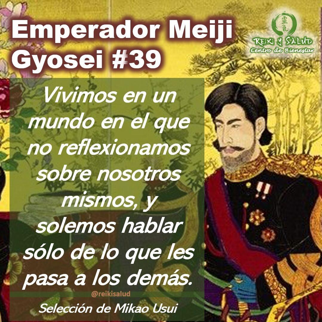 Compañeros de viaje, un gran abrazo de luz. Esta semana comparto el 𝗚𝘆𝗼𝘀𝗲𝗶, 𝗣𝗼𝗲𝘀í𝗮 𝗱𝗲𝗹 𝗘𝗺𝗽𝗲𝗿𝗮𝗱𝗼𝗿 𝗱𝗲 𝗠𝗲𝗶𝗷𝗶 𝗡𝗼 𝟯𝟵, que sensei 𝗠𝗶𝗸𝗮𝗼 𝗨𝘀𝘂𝗶 incorporo al sistema 𝗨𝘀𝘂𝗶 𝗥𝗲𝗶𝗸𝗶 𝗥𝘆𝗼𝗵𝗼. Que lo disfruten:Es importante mencionar que la traducción en español es una interpretación desde el idioma original (Japonés), lo que dificulta mantener las reglas gramaticales y pausas del idioma original.Que lo disfruten:𝑬𝒔𝒑𝒂ñ𝒐𝒍:Incluso para llegar hasta las crestas que se elevan hacia el cielo, hay un camino que se puede escalar.𝑱𝒂𝒑𝒐𝒏é𝒔:おほぞらにそびえて見ゆるたかねにも登ればのぼる 道はありけりOzora niSobiete miyuru takane nimoNoboreba noboru michiha arikeri𝑼𝒏𝒂 𝑰𝒏𝒕𝒆𝒓𝒑𝒓𝒆𝒕𝒂𝒄𝒊ó𝒏:Las crestas abruptas que casi llegan al cielo parece que se niegan a permitir que la gente se acerque. Sin embargo, incluso hay quienes ya han dominado la cima de esas montañas. Por muy difícil que parezca, siempre hay una manera de conseguirlo. Con un propósito, una planificación meticulosa y una cuidadosa preparación, se hace realidad.Te invitamos a leerlo, leer la interpretación propuesta y sacar además tus propias reflexiones o interpretación.Una bella reflexión que los invito hacer desde la paz.️ Feliz viaje de auto descubrimiento y despertarSi te gusta la publicación Compártela, Etiqueta a Otros, Gracias, gracias graciasCasa Reiki y Salud, una caricia para el alma, ampliando el circulo de luz, promoviendo una vida de salud y felicidad.Gracias, gracias, gracias, Námaste, @dinopieriniSi te interesa leer otros poemas te invito a visitar🌐 WEB: www.gReiki.com#gratitud #consciencia #inspiracion reikimaracaibo #reikizulia #reikivenezuela #reikisalud #emperadormeiji #poemasreiki #poemasmeiji #poemasemperadormeiji #gyoseimeiji