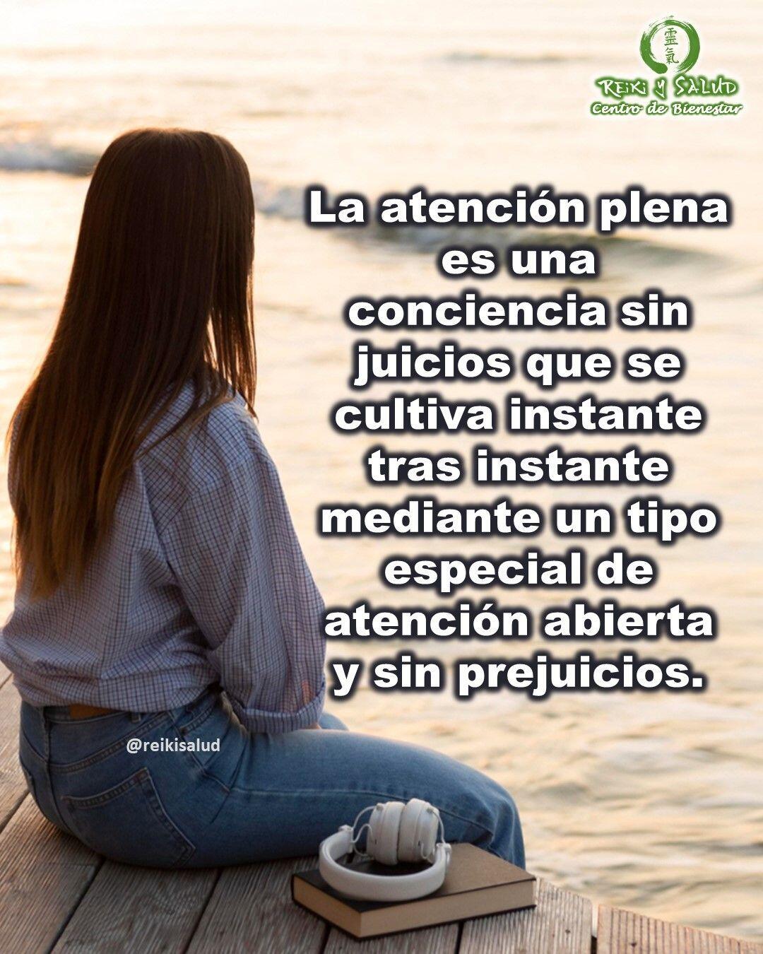 La atención plena es una conciencia sin juicios que se cultiva instante tras instante mediante un tipo especial de atención abierta, no reactiva y sin prejuicios en el momento presente, Jon Kabat-Zinn.La atención plena puede extrapolarse a muchas áreas de nuestra vida, desde el trabajo, hasta cocinar, dar un paseo… Pero cuando hablamos de atención plena o de mindfulness nos referimos a la capacidad que tenemos para estar en el presente, en el momento que estamos viviendo de manera plena.“La mente va más deprisa que la vida. Practicar atención plena es acompasar nuestra mente a la vida”La atención plena puede extrapolarse a muchas áreas de nuestra vida, desde el trabajo, hasta cocinar, dar un paseo… Pero cuando hablamos de atención plena o de mindfulness nos referimos a la capacidad que tenemos para estar en el presente, en el momento que estamos viviendo de manera plena.“La mente va más deprisa que la vida. Practicar atención plena es acompasar nuestra mente a la vida”Practica el autocuidado y la atención plena, nutrirte con nuevos aprendizajes, participa en actividades saludanles en grupopracticar.Casa Reiki y Salud, comparte las técnicas de la Gendai Reiki Healing Association de Japón, con el respaldo internacional de la Gendai Reiki Network. Cursos dictados por Dino Pierini (@DinoPierini), Shihan de la escuela Gendai Reiki Ho desde el año 2008 y miembro de la Gendai Reiki Healing Association en Japón.️Si entre tus propósitos en el año 2023 esta empoderarte de poder de autosanar, te invitamos a acompañarnos en el próximo viaje de sanación,️ Casa Reiki y Salud, una caricia para el alma, ampliando el circulo de luz, promoviendo una vida de salud y felicidad.Gracias, Gracias, Gracias, Námaste, @dinopierini#reiki #reikimaracaibo #reikivenezuela #sanación #salud #metamedicina #bioneuroemocion #bioemocional #reikiusui #gendaireiki #gendaireikiho #shoden #okuden #mikaousui #gendaii #cursosmaracaibo #casagendaireiki #dinopierini