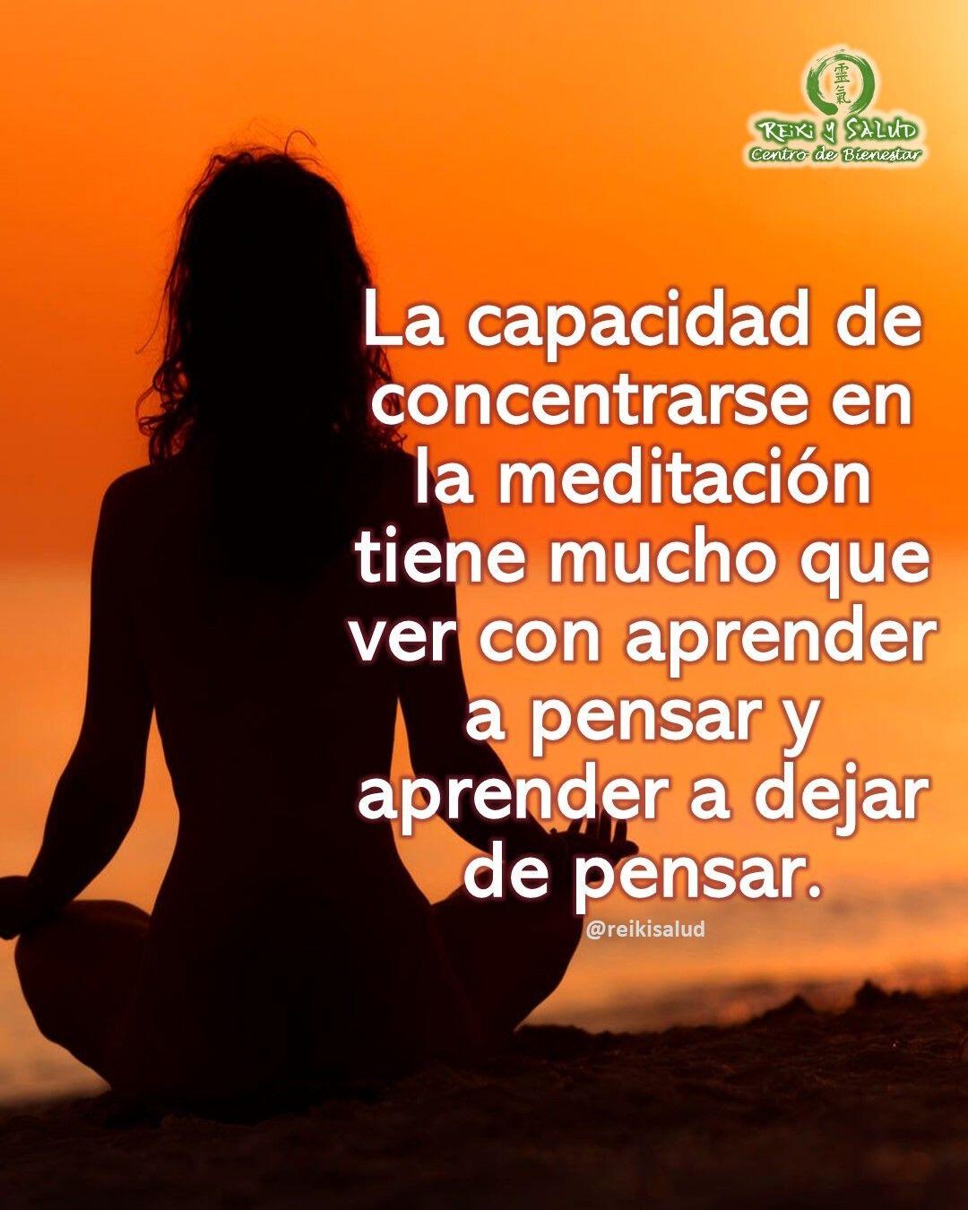 La capacidad de concentrarse en la meditación tiene mucho que ver con aprender a pensar cuando decidimos pensar y aprender a dejar de pensar cuando decidimos no hacerlo.Entonces aprender a dejar de pensar cuando decidimos no hacerlo, es clave para aprender a Meditar, verdad?.Sabias que la sanación mas poderosa, ocurre en ese lugar que llamamos LA NO MENTE. Ese lugar donde en estado meditativo, incluso dejas de percibir el cuerpo, permitiendo que haga lo que sabe hacer de forma perfecta, que es SANAR.En la cultura Occidental, no nos enseñaron a meditar, incluso hoy, algunos crees que no resuena con nuestra religiones, y no hay nada mas alejado de la verdad que pensar eso.Se dice que orar es hablar con Dios y MEDITAR es escuchar a DIOS. Es permitir que todo aquello que deba ser revelado, se revele ante tí, encontrando el camino a casa, al camino de la paz y plenitud, donde no hay enfermedades y las que existen desaparecen.Practica el autocuidado y la atención plena, nutrirte con nuevos aprendizajes, participa en actividades saludables en grupo si te cuesta practicar de forma individual.Casa Reiki y Salud, comparte las técnicas de la Gendai Reiki Healing Association de Japón, con el respaldo internacional de la Gendai Reiki Network. Cursos dictados por Dino Pierini (@DinoPierini), Shihan de la escuela Gendai Reiki Ho desde el año 2008 y miembro de la Gendai Reiki Healing Association en Japón.️Si entre tus propósitos en el año 2023 esta empoderarte de poder de autosanar, te invitamos a acompañarnos en el próximo viaje de sanación,️ Casa Reiki y Salud, una caricia para el alma, ampliando el circulo de luz, promoviendo una vida de salud y felicidad.Gracias, Gracias, Gracias, Námaste, @dinopierini#reiki #reikimaracaibo #reikivenezuela #sanación #salud #metamedicina #bioneuroemocion #bioemocional #reikiusui #gendaireiki #gendaireikiho #shoden #okuden #mikaousui #gendaii #cursosmaracaibo #casagendaireiki #dinopierini