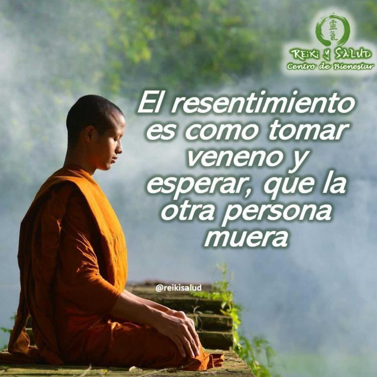 El resentimiento es como tomar veneno y esperar, que la otra persona muera.⁣ El Resentimiento…